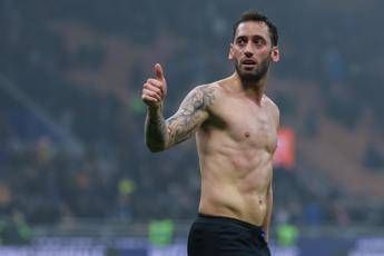 Inter-Lazio 2-0, eurogol di Arnautovic e Calha regalano derby con Milan in semifinale